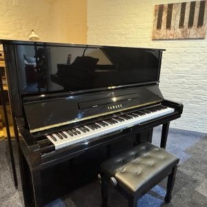 Yamaha U3 H 1979 refurbished